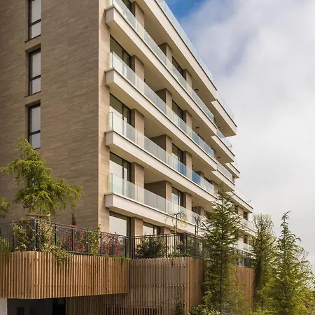 Designer 300m From The I Azur Panorama * Saints Constantine and Helena