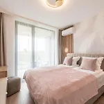 Appartamento Designer 300m From The I Azur Panorama Saints Constantine and Helena