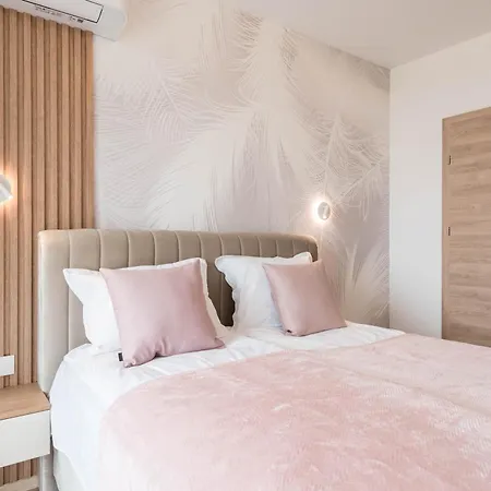 Designer Apartments 300M From The Beach I Azur Panorama
