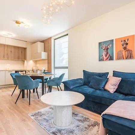 Designer Apartments 300M From The Beach I Azur Panorama Apartment
